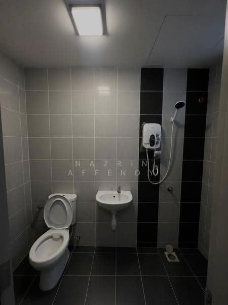 Rumah Flat untuk Disewa di Idaman Cahaya 1 - Nazrin Affendy - Bathroom - PropertyGuru.com.my