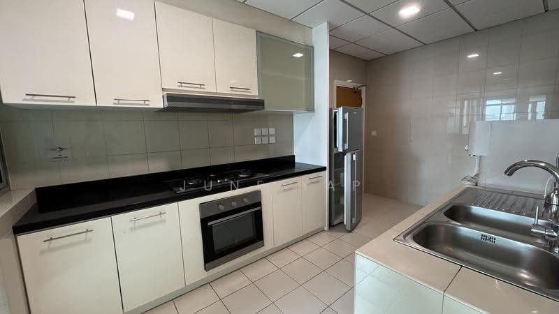 Kondominium untuk Disewa di 10 Mont Kiara @ MK10 - June Yap - Kitchen - PropertyGuru.com.my