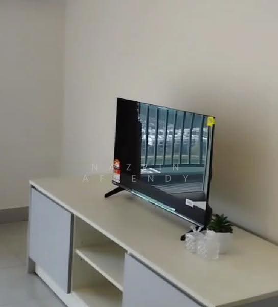 Rumah Flat untuk Disewa di Idaman Cahaya 2 - Nazrin Affendy - Living Room - PropertyGuru.com.my