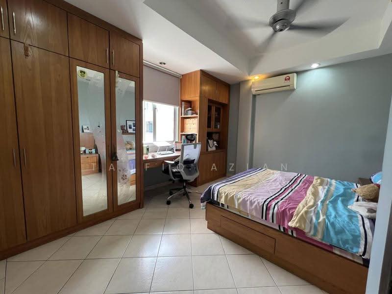 Condominium for Sale at Sri Lojing Condominiums - Taufiq Azlan - Bedroom - PropertyGuru.com.my