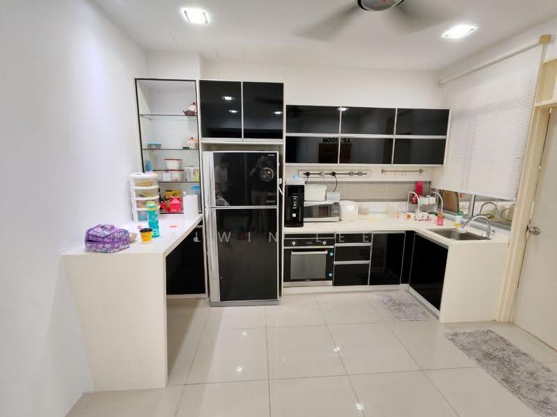 2-storey Terraced House for Sale in Setia Indah (Setia Alam) - Alwin Lee - Kitchen - PropertyGuru.com.my