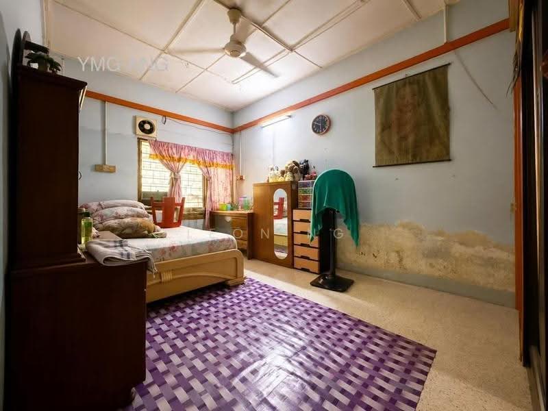 Rumah Teres 1-Tingkat untuk Dijual di Taman Klang Jaya (Klang) - Leon Ng - Bedroom - PropertyGuru.com.my