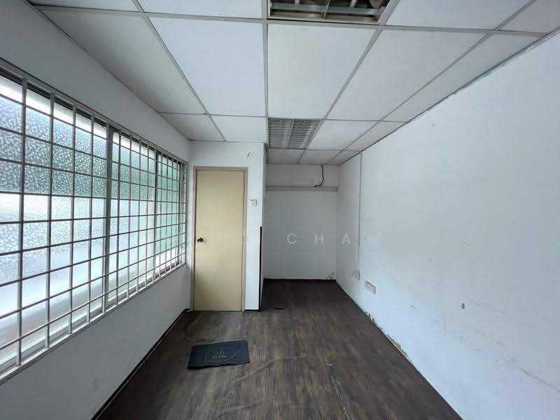 Shop / Office for Rent in Seri Kembangan (Selangor) - Niko Chan - Interior - PropertyGuru.com.my