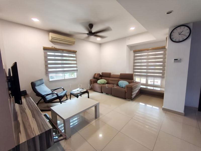 Rumah Teres 2-Tingkat untuk Dijual di Bandar Sri Damansara (Selangor) - Tom Lee - Living Room - PropertyGuru.com.my