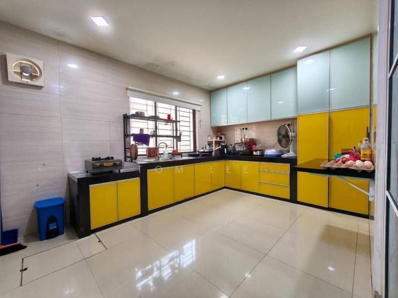 Rumah Teres 2-Tingkat untuk Dijual di Bandar Sri Damansara (Selangor) - Tom Lee - Kitchen - PropertyGuru.com.my