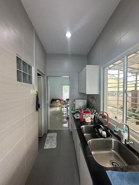 Rumah Teres 1-Tingkat untuk Dijual di Taman Golden (Kuala Lumpur) - Elaine Yap - Kitchen - PropertyGuru.com.my