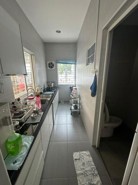 Rumah Teres 1-Tingkat untuk Dijual di Taman Golden (Kuala Lumpur) - Elaine Yap - Kitchen - PropertyGuru.com.my