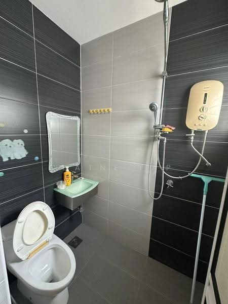 Rumah Teres 1-Tingkat untuk Dijual di Taman Golden (Kuala Lumpur) - Elaine Yap - Bathroom - PropertyGuru.com.my