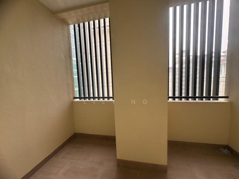 Kondominium untuk Dijual di Riverine Diamond - Lily Ng - Balcony - PropertyGuru.com.my