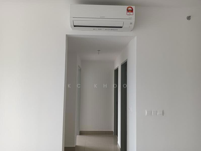 Kediaman Servis untuk Dijual di M Luna - KC Khoo - Corridor - PropertyGuru.com.my