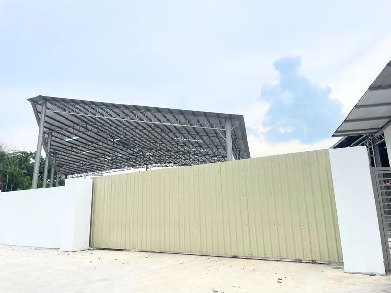 Detached Factory for Rent in Kawasan Perindustrian Bukit Rambai (Bukit Rambai) - Shane Khow - Exterior - PropertyGuru.com.my