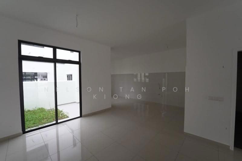 Cluster House for Sale in Eco Botanic (Iskandar Puteri (Nusajaya)) - Nelson Tan Poh Kiong - Living Room - PropertyGuru.com.my