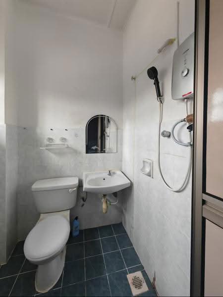 Rumah Teres 2-Tingkat untuk Disewa di Bukit Indah (Iskandar Puteri (Nusajaya)) - Ivan Ong - Bathroom - PropertyGuru.com.my