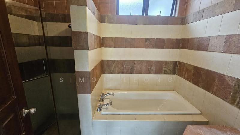 2-storey Terraced House for Sale in Bukit Jelutong (Shah Alam) - Simon Leong - Bathroom - PropertyGuru.com.my