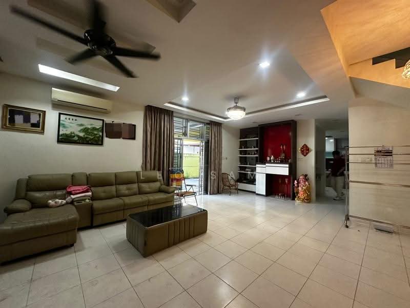 Cluster House for Sale in Iskandar Puteri (Nusajaya) (Johor) - Leo Sam - Living Room - PropertyGuru.com.my