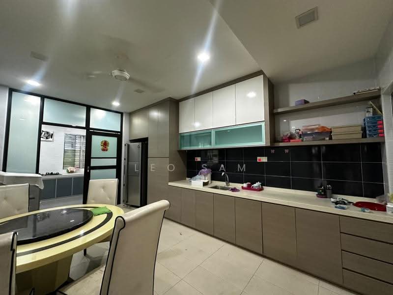 Cluster House for Sale in Iskandar Puteri (Nusajaya) (Johor) - Leo Sam - Kitchen - PropertyGuru.com.my