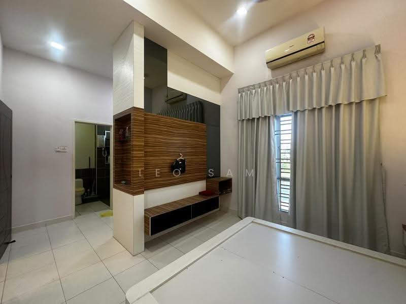 Cluster House for Sale in Iskandar Puteri (Nusajaya) (Johor) - Leo Sam - Bedroom - PropertyGuru.com.my