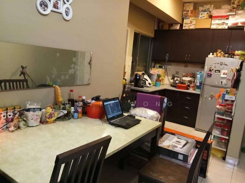 Pangsapuri untuk Dijual di Damansara Sutera - Coyee Wong - Kitchen - PropertyGuru.com.my