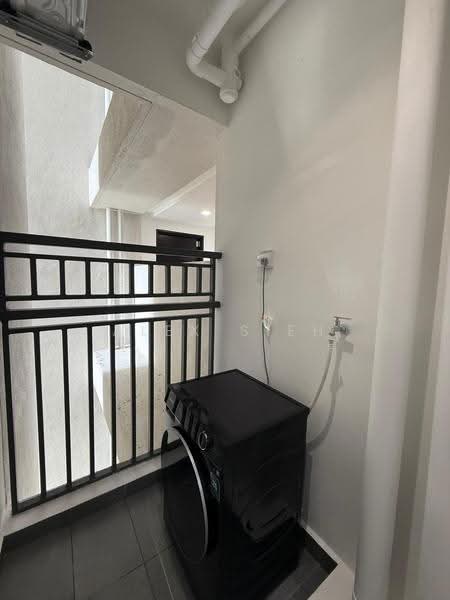 Service Residence for Rent at Vista Tiara (MBW Bay) - Alex Sieh - Balcony - PropertyGuru.com.my