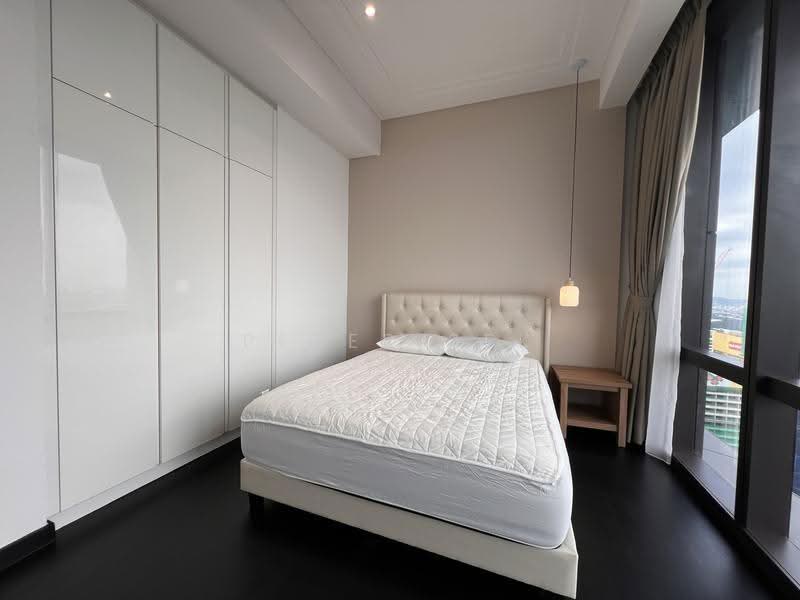 Kediaman Servis untuk Dijual di Regent Suites @ Pavilion Damansara Heights - Peter Sek - Bedroom - PropertyGuru.com.my