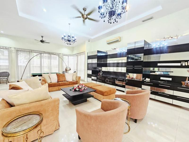 Bungalow House untuk Dijual di Country Heights (Kajang) - Sum Yeong - Living Room - PropertyGuru.com.my