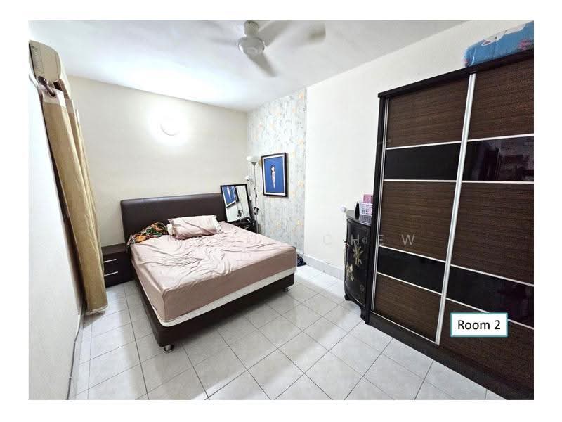 Condominium for Sale at Greenlane Park - Alisson Chew - Bedroom - PropertyGuru.com.my