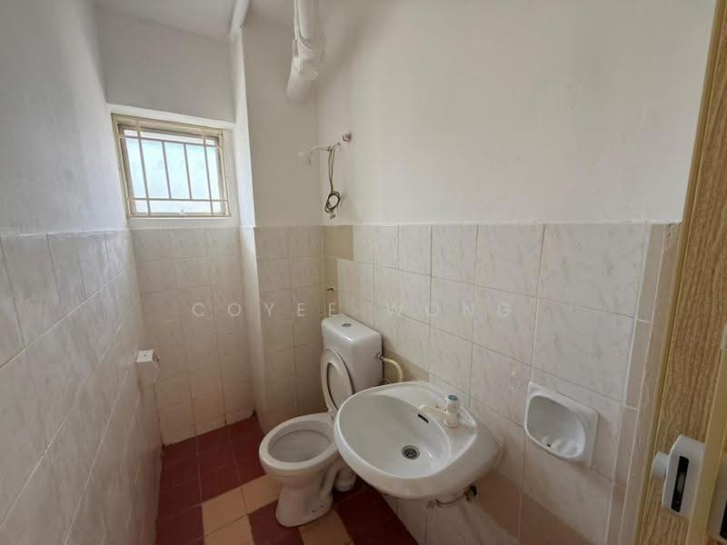 Condominium for Sale at Permai Ria - Coyee Wong - Bathroom - PropertyGuru.com.my