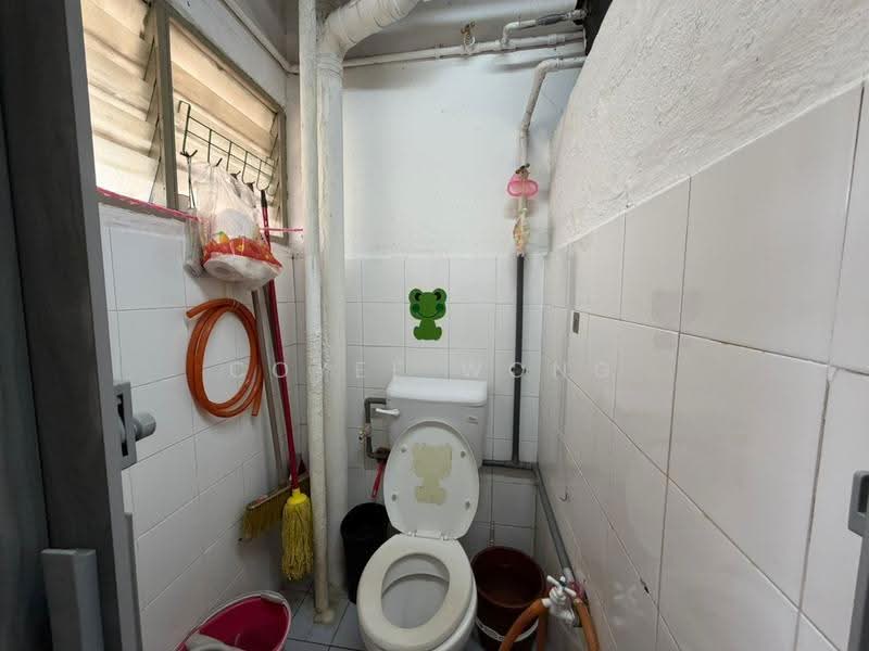 Pangsapuri untuk Dijual di Suria Magna - Coyee Wong - Bathroom - PropertyGuru.com.my