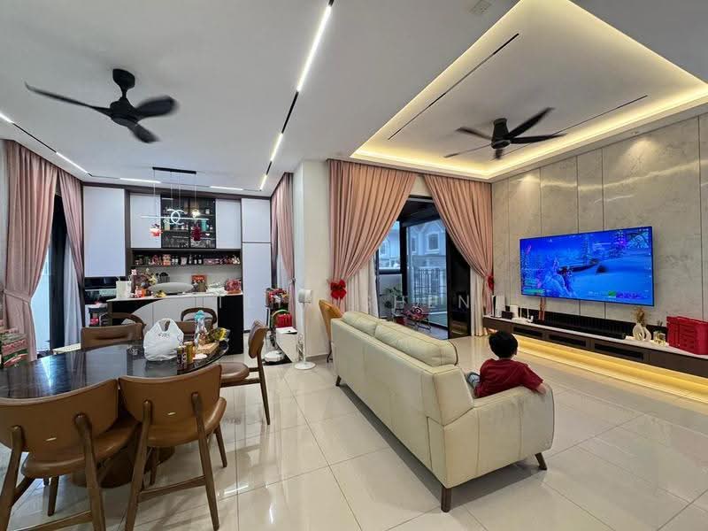 Cluster House for Sale in Taman Ekoflora (Johor Bahru) - Teik Shen - Living Room - PropertyGuru.com.my
