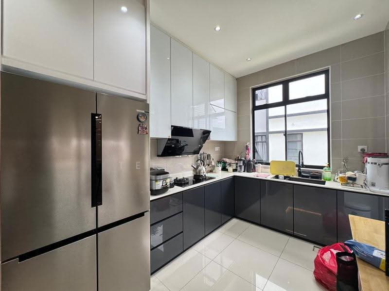 Cluster House for Sale in Taman Ekoflora (Johor Bahru) - Teik Shen - Kitchen - PropertyGuru.com.my