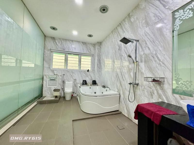 Rumah Berkembar untuk Dijual di Bandar Bukit Tinggi 2 (Klang) - Adeline Foong - PropertyGuru.com.my