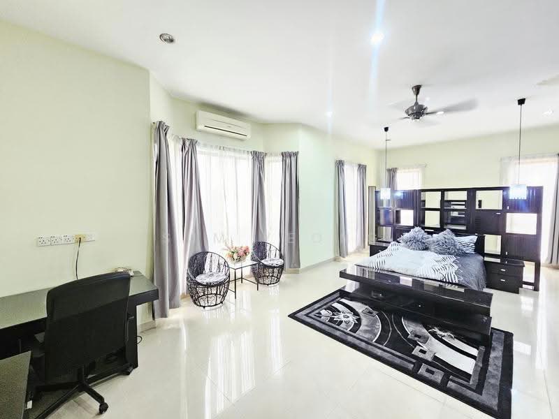 Bungalow House for Sale in Country Heights (Kajang) - Sum Yeong - Bedroom - PropertyGuru.com.my