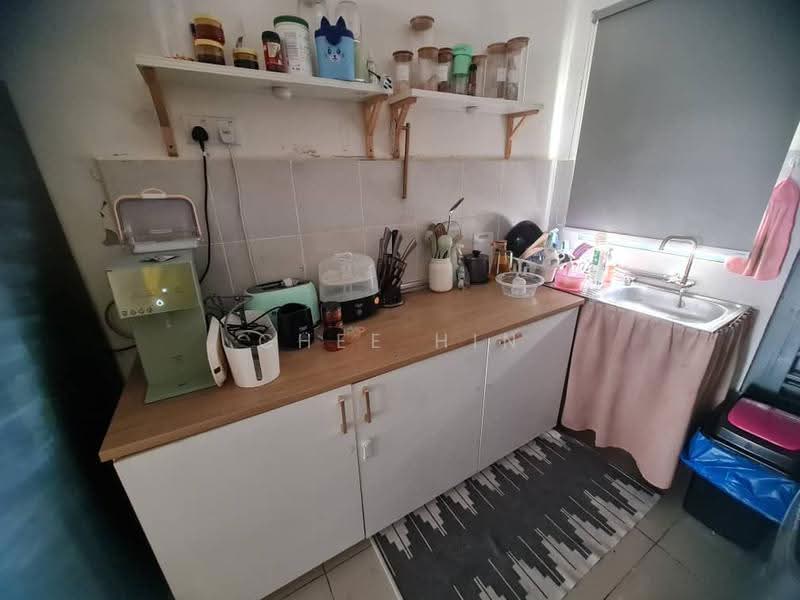 2-storey Terraced House for Rent in Bandar Puncak Alam (Puncak Alam) - Chee Hin - Kitchen - PropertyGuru.com.my