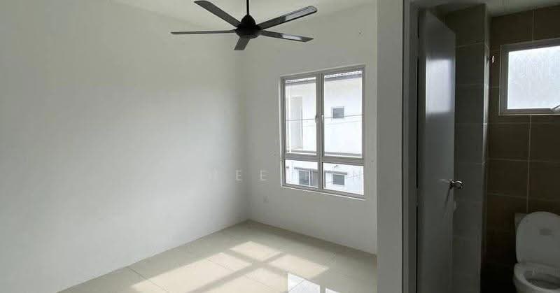 2-storey Terraced House for Rent in Bandar Puncak Alam (Puncak Alam) - Chee Hin - Bathroom - PropertyGuru.com.my