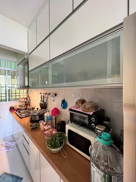 Pangsapuri untuk Disewa di University Place (Plaza Ivory) - Abby Woo - Kitchen - PropertyGuru.com.my