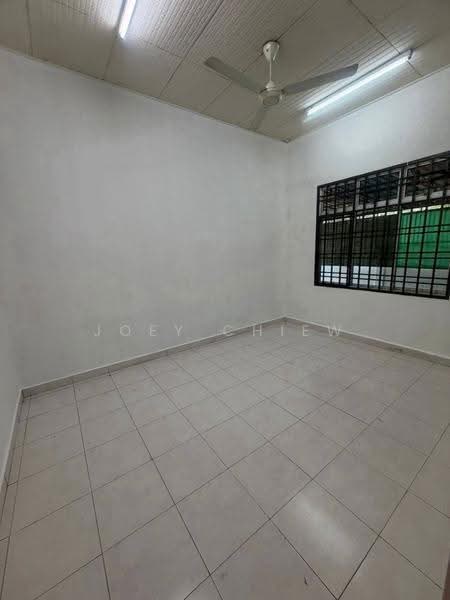 1-storey Terraced House for Sale in Taman Bestari Indah (Ulu Tiram) - Joey Chiew - PropertyGuru.com.my