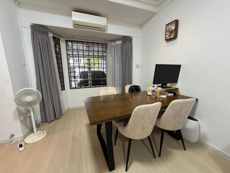 Rumah Teres 2-Tingkat untuk Dijual di Grisek (Johor) - Albert Liew - Dining Room - PropertyGuru.com.my