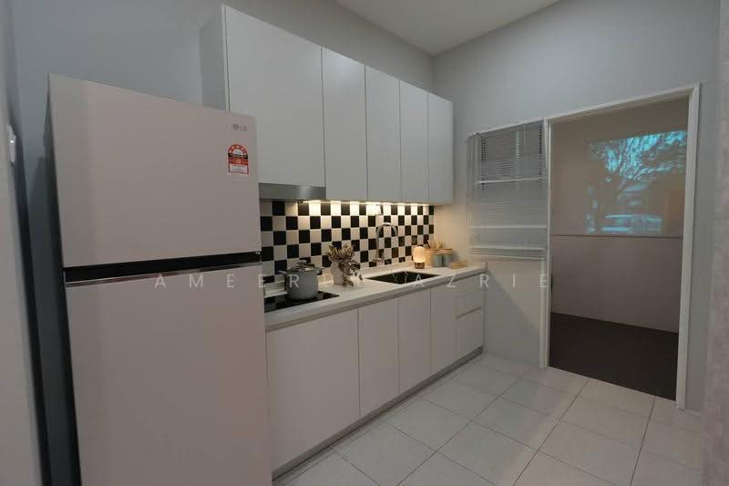 Service Residence for Sale at Sentrio Residences @ Senai - Ameerul Azrie - Kitchen - PropertyGuru.com.my
