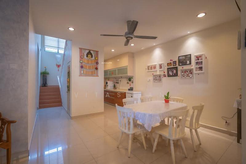 2-storey Terraced House for Sale in Bandar Bukit Raja (Klang) - Vitas Tan - Dining Room - PropertyGuru.com.my