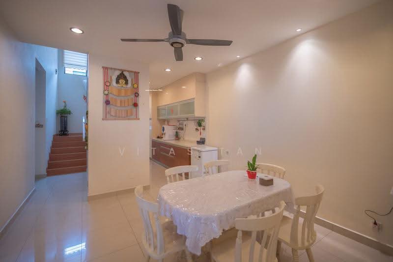 2-storey Terraced House for Sale in Bandar Bukit Raja (Klang) - Vitas Tan - Dining Room - PropertyGuru.com.my