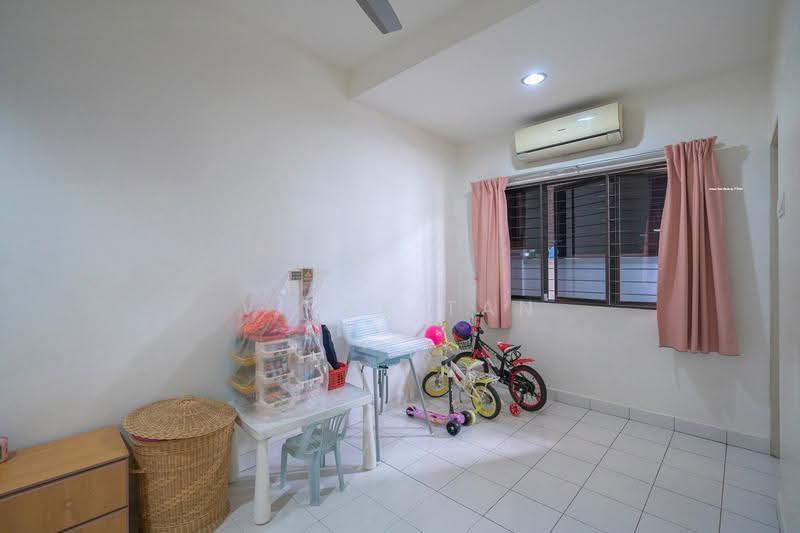 2-storey Terraced House for Sale in Bandar Bukit Raja (Klang) - Vitas Tan - Interior - PropertyGuru.com.my
