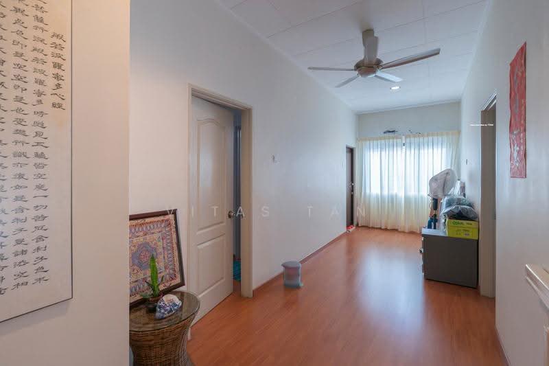 2-storey Terraced House for Sale in Bandar Bukit Raja (Klang) - Vitas Tan - Corridor - PropertyGuru.com.my