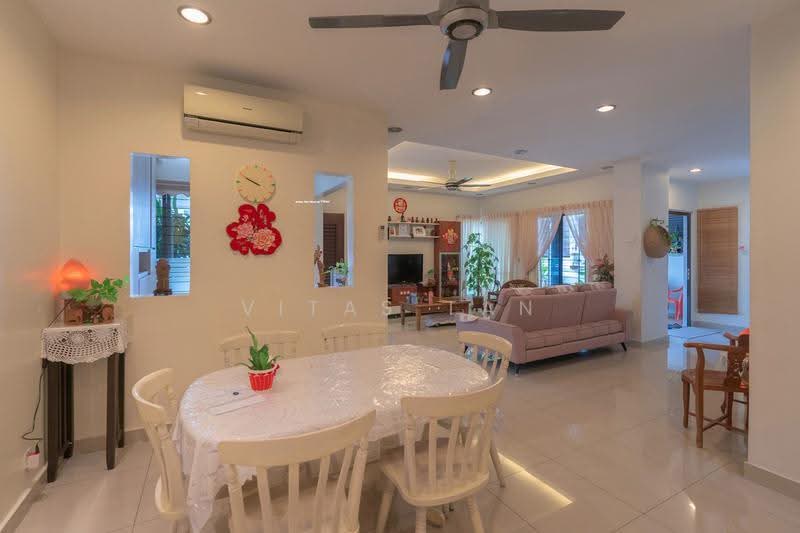 2-storey Terraced House for Sale in Bandar Bukit Raja (Klang) - Vitas Tan - Living Room - PropertyGuru.com.my