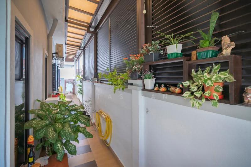 2-storey Terraced House for Sale in Bandar Bukit Raja (Klang) - Vitas Tan - Balcony - PropertyGuru.com.my