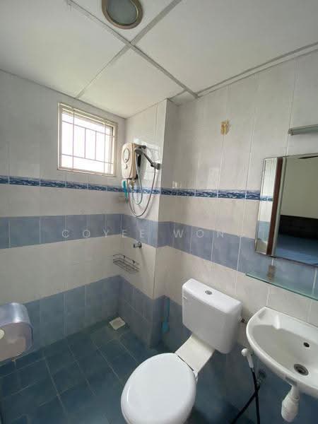 Pangsapuri untuk Dijual di Prima Tiara II - Coyee Wong - Bathroom - PropertyGuru.com.my
