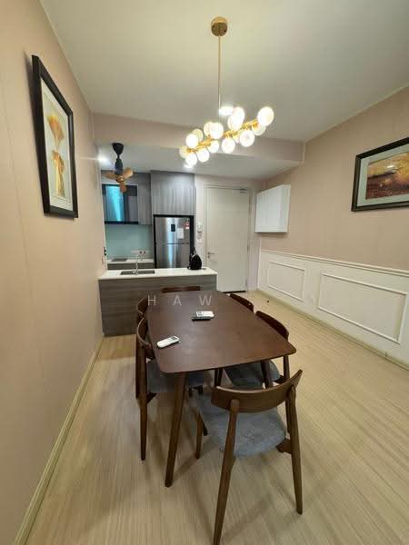 Kediaman Servis untuk Disewa di V Residence 2 @ Sunway Velocity - Haw . - Dining Room - PropertyGuru.com.my