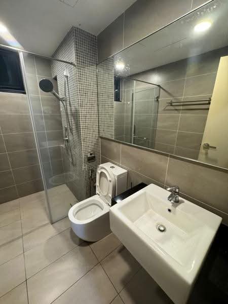 Kediaman Servis untuk Disewa di V Residence 2 @ Sunway Velocity - Haw . - Bathroom - PropertyGuru.com.my