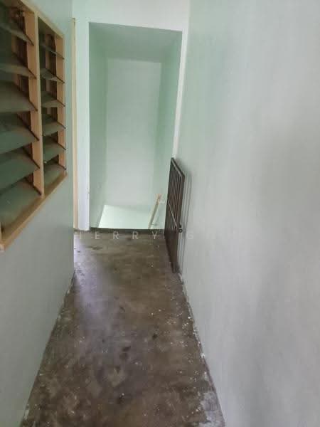 Rumah Teres 2-Tingkat untuk Dijual di Permas Jaya (Johor Bahru) - Herry Goh - Corridor - PropertyGuru.com.my