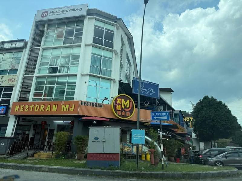Shop for Rent in Puchong (Selangor) - Alfred Long - Exterior - PropertyGuru.com.my