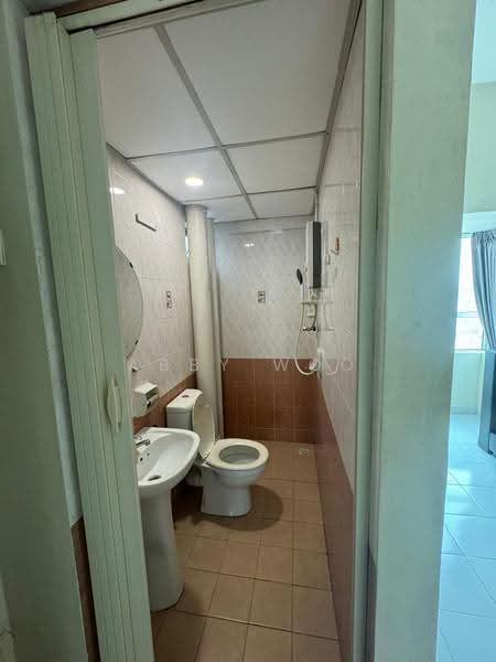 Apartment for Rent at University Place (Plaza Ivory) - Abby Woo - Bathroom - PropertyGuru.com.my